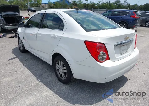 2016 Chevrolet Sonic Lt Auto z USA, uszkodzony, nr VIN 1G1JC5SH6G4138083